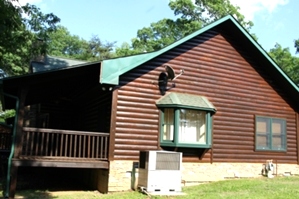 Log Cabin Restoration | Log Cabin Wash, Caulking And Staining 